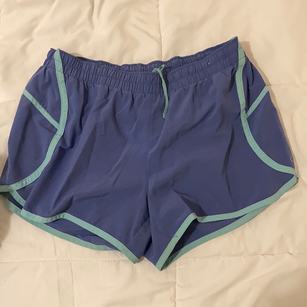 GapFit active shorts size S
